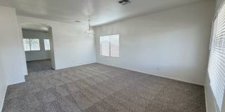 Large backyard Home in Surprise Gallery 3