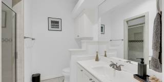 Fully Furnished & Move-In Ready! Gallery 6