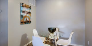 Holbrook Apartment Homes Gallery 12