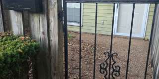 Spacious 1 Bedroom, 1.5 Bath Townhouse – Minutes from Nashville Spacious 1 Bedroom, 1.5 Bath Townhouse – Minutes from Nashville Gallery 1
