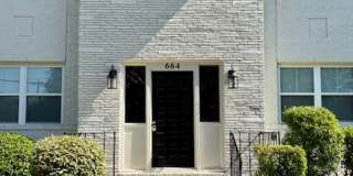 Fully Renovated Three Bedroom Condo in South Windermere - Off the Greenway! Gallery 1