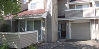 2BR/1.5BA Townhouse *Near Parkers Lake!* - Plymouth- Available Sept 1! Gallery 1