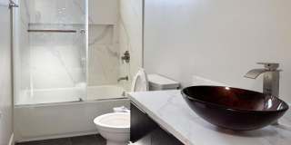 2071 Seacliff Gallery 12