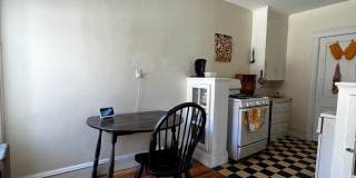 Sunny, Spacious Brighton / Cleveland Circle Area 1 Bed on Strathmore Rd.  NO FEE Gallery 8