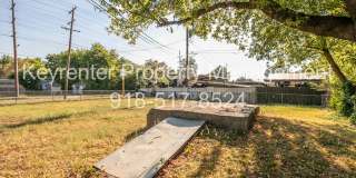 Beautiful 2 Bedroom Remodel! Available Today! Gallery 9