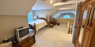 110 ANNAPOLIS Street Gallery 27