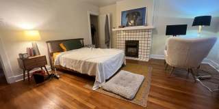 Point Breeze 2 Bed 1 Bath Gallery 21