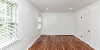 1400 S Barton Street Gallery 24