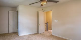 Oak Grove Gallery 17