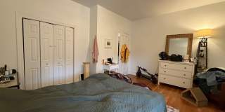 16 Davis Ave Gallery 18