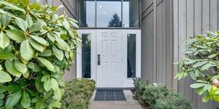 Cozy Condo Living in Tacoma's Desirable Highlands Community | Pool, Gym & Clubhouse Gallery 28