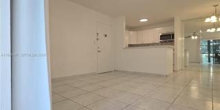 823 NE 199th St Gallery 33