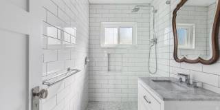 1929 Tamarind Ave unit: 8 Gallery 25