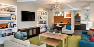 Pierside South Gallery 21