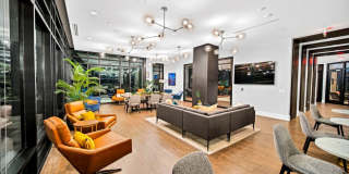 The Ellis Gallery 29