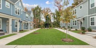 Hamlet Huntersville Gallery 24