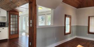 217 S Walnut Street Gallery 13