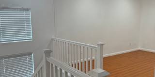 Stunning 3 Bed 3 Bath Duplex in Placentia with Open Floor Plan and Vaulted Ceilings. Gallery 55