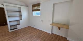 3304 1/2 North 36th Street Gallery 6