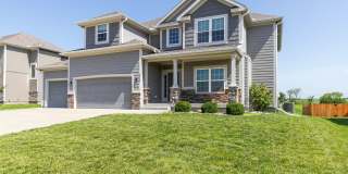 Kansas City North 4 Bed 3.5 Bath Home Gallery 1
