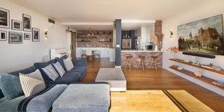 8787 Shoreham Drive Gallery 6