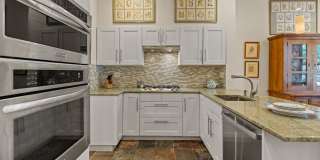 Foggy Bottom Home | 3 Bed | 2.5 Bath | 2,050 Sf | Large Private Patio Gallery 12