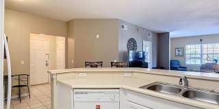 3 bedroom 2 bathroom Condo in the Gardens at Beachwalk Gallery 10