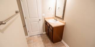 Beautiful 3 Bedroom 3 Bath Gallery 27