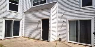 3BD/2BA Townhome in Stonington! Gallery 1