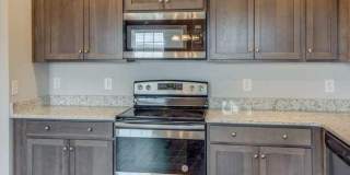 Fairview Station Charmer!  Perfectly comfortable 4/2.5 family home close to Westwood Elementary. Gallery 11