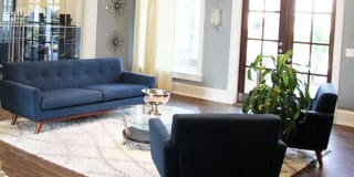 Park at the Marketplace Gallery 18