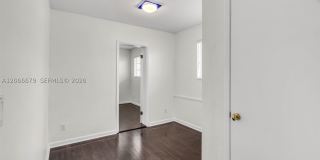 3640 SW 25th St Gallery 8