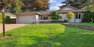 Spacious Three Bedroom Home in Desirable Charbonneau! Gallery 1