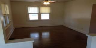 3 bed, 1 bath house just steps from Missouri State University Gallery 4