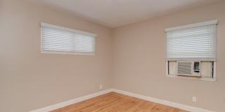 3-Bed Signal Hill House for Lease Gallery 16