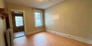 4bd/2Ba with Separate Offices (or Storage Rooms) Attached to Bedrooms; Heat/Hot Water Included! Gallery 12