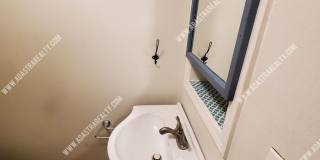 2821 Charlotte Street Gallery 16