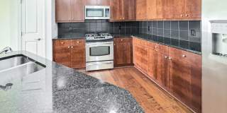 A 2 BR Lifestyle of Luxury at One Vinings Mountain! Gallery 11