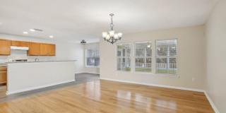 2346 ADAMS LAKE Boulevard Gallery 13