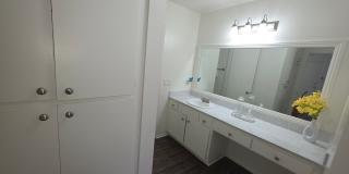 171 Mariposa Apartments Gallery 30