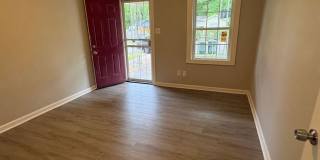 Charming 1 Bed / 1 Bath Duplex in Memphis – Convenient & Affordable Living Gallery 7