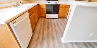 3BR Townhome Near DIA & Light Rail | New Carpet, Garage & Fenced Patio Gallery 7