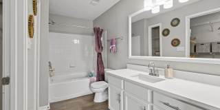 Avana Lexington Gallery 20