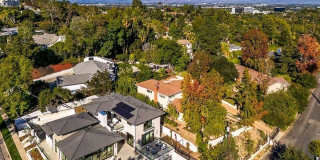 16879 Mooncrest Dr Gallery 5