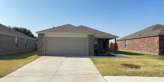 A Very Nice and Spacious 3 Bedroom 2 Bath Home in Yukon Schools Gallery 1