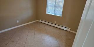 Charming 3BR Triplex  in Aurora Gallery 8