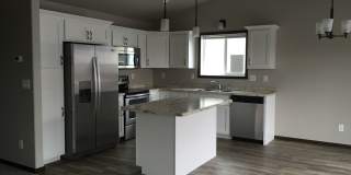 3 Bed 2 Bath Twin Home Gallery 1