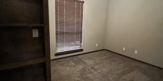 48 NE Creekside Dr Gallery 14