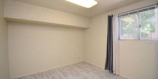 Quiet 3 bed Duplex in Murray –  Near Ski Resorts with Mountain Views!! Gallery 23