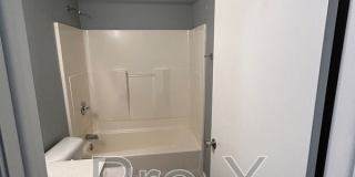 407 Park St. Gallery 8